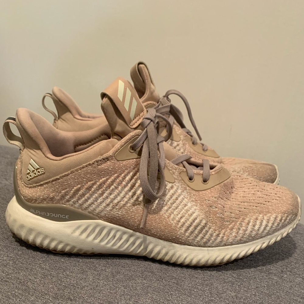 Addidas Sz 8 Pink Nude Running Shoes
